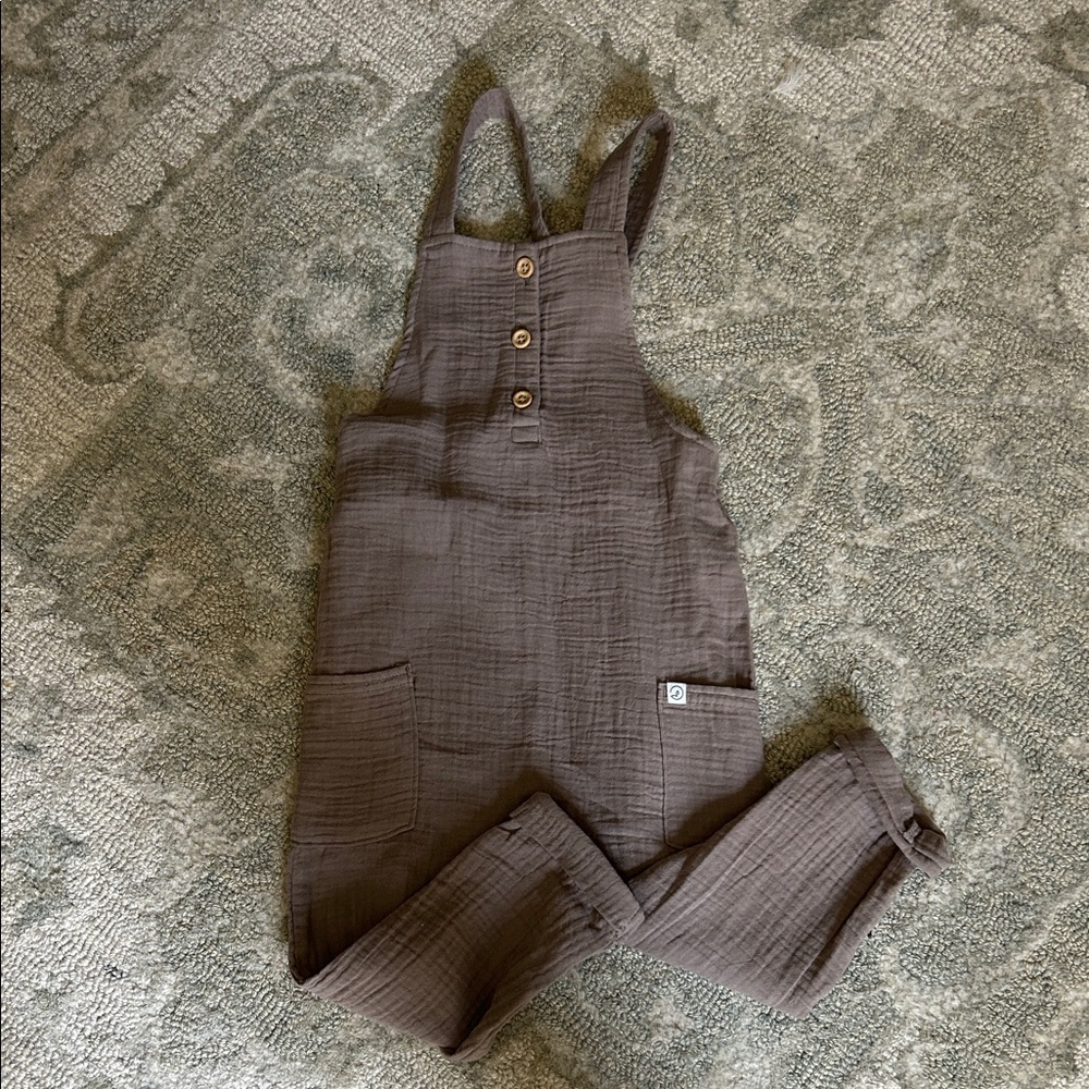 Elegant Brown Jumpsuit with Button Accents